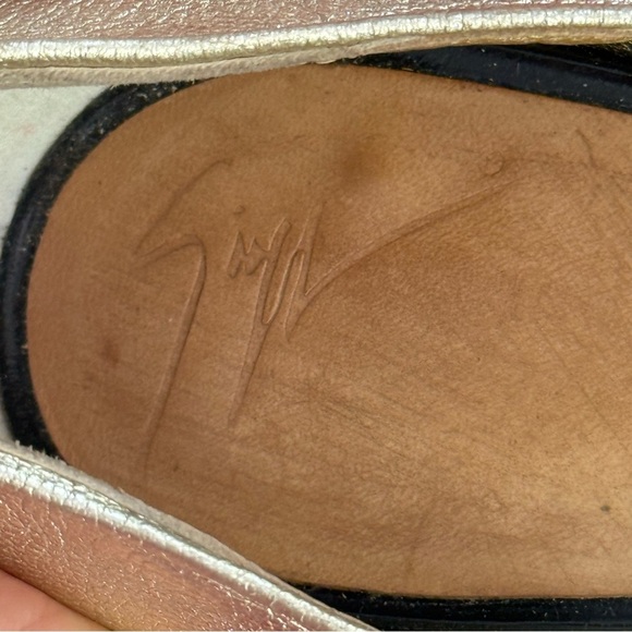 Giuseppe Zanotti Peep Toe Gold Black Patent leather Stiletto Pump SZ 37.5 B sexy - Picture 10 of 13